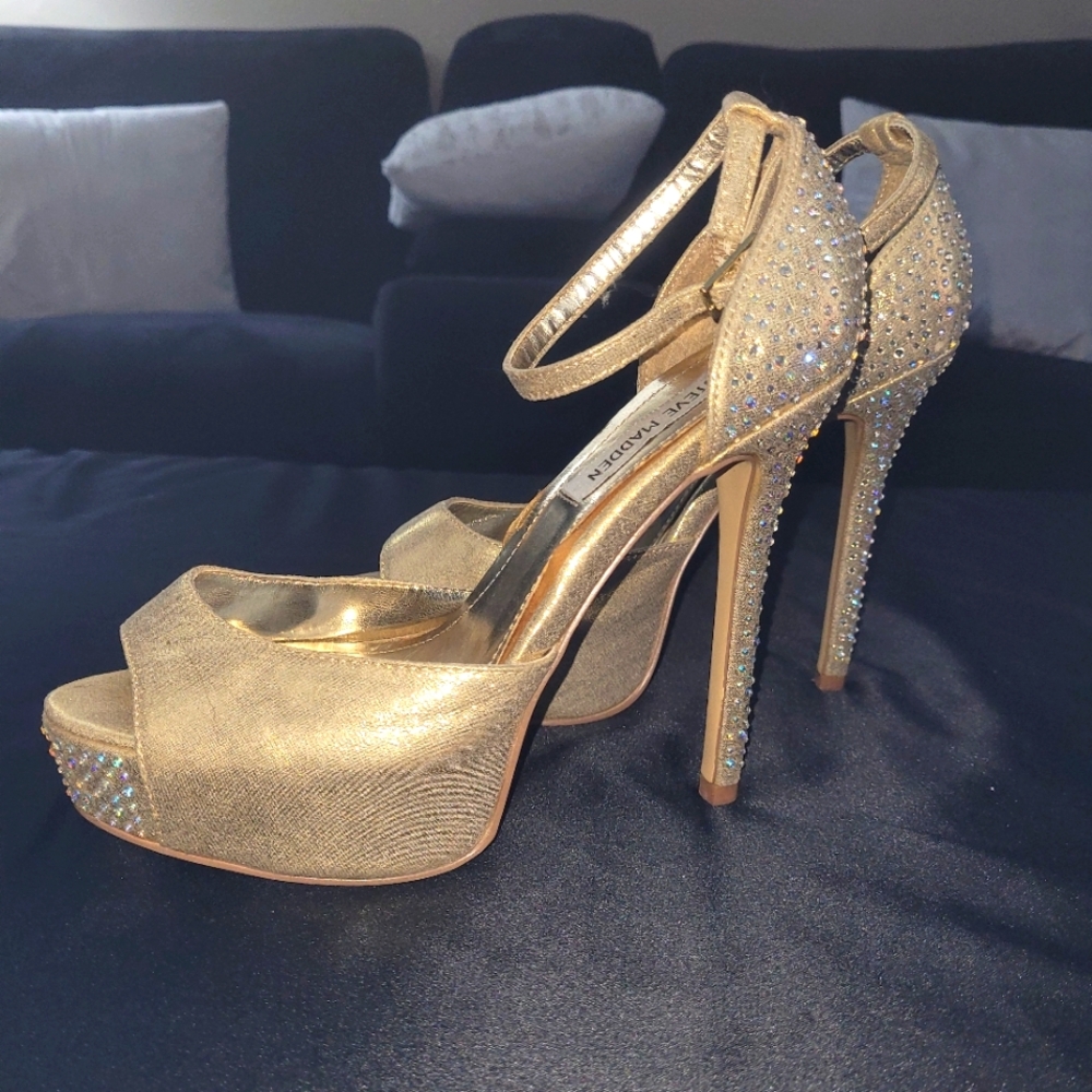 Steve Madden Nairi Champagne Stiletto Heels with Ankle Strap